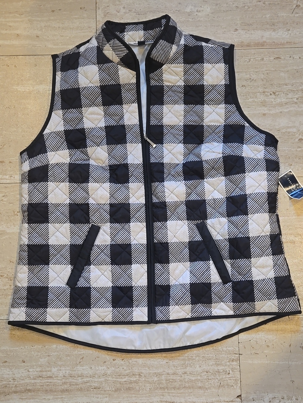 New Karen Scott Sport Lighted Quilted Zipper Vest